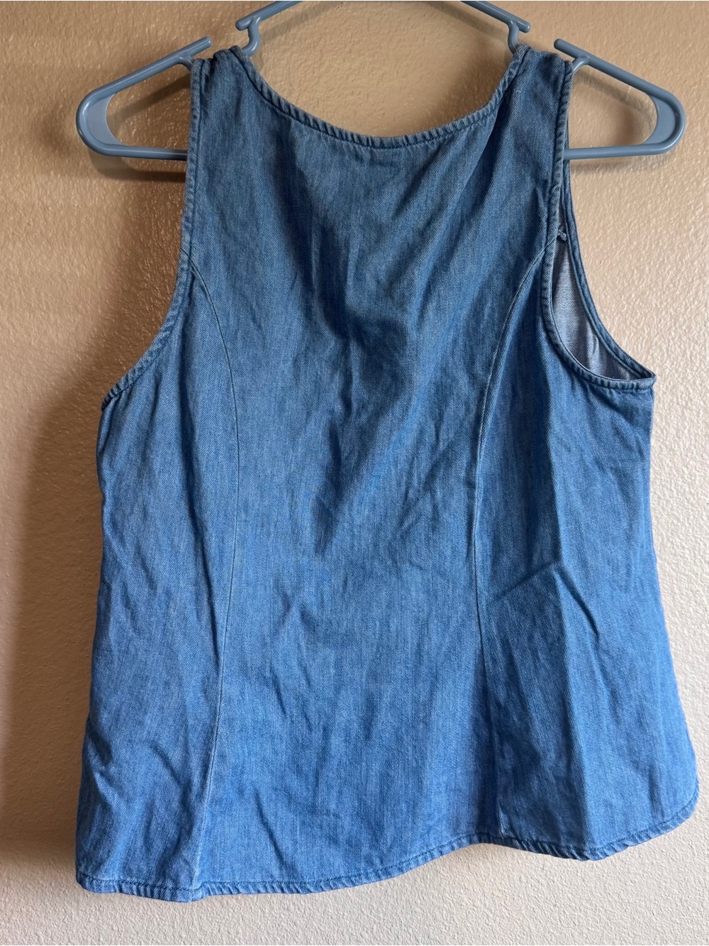 Old Navy Denim Button-Front Tank Top - Light Blue - Picture 3 of 3